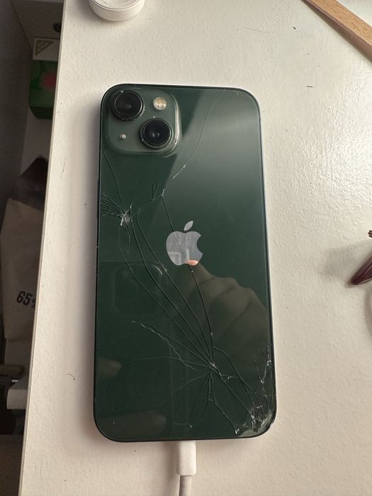 Iphone 13 verde
