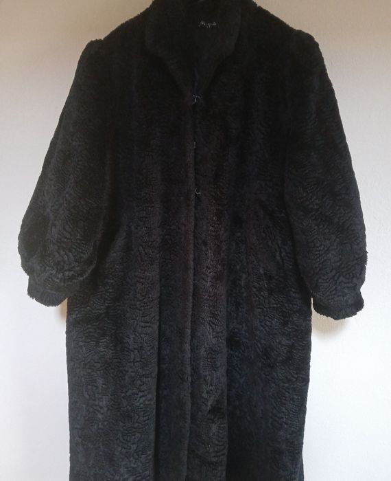 Płaszcz  długi futerko