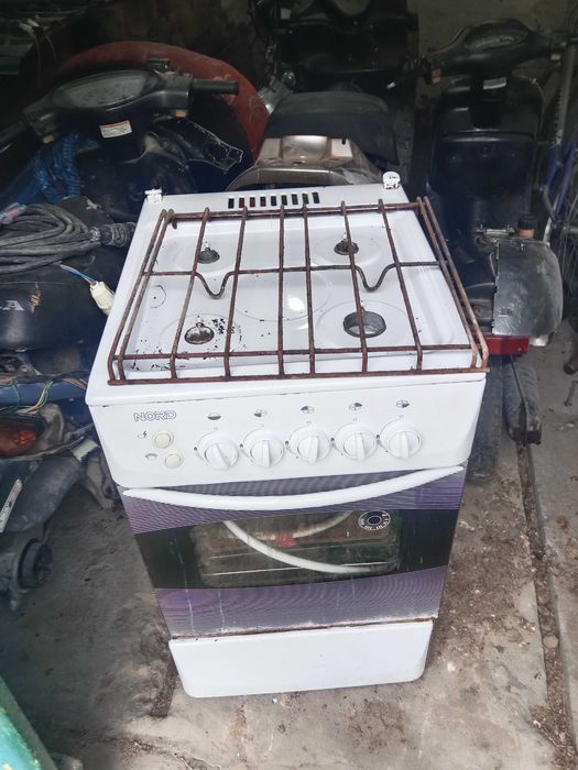 Продам газову плиту в хорошому стані б/у