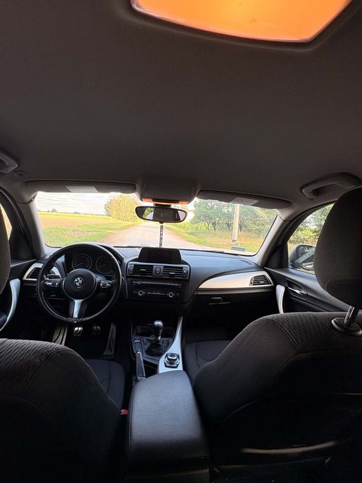 BMW seria 1 manual 114i  4 drzwi