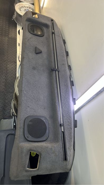 BMW E30 rarytas półka tylna tylnia z roletą antracyt czarna super stan