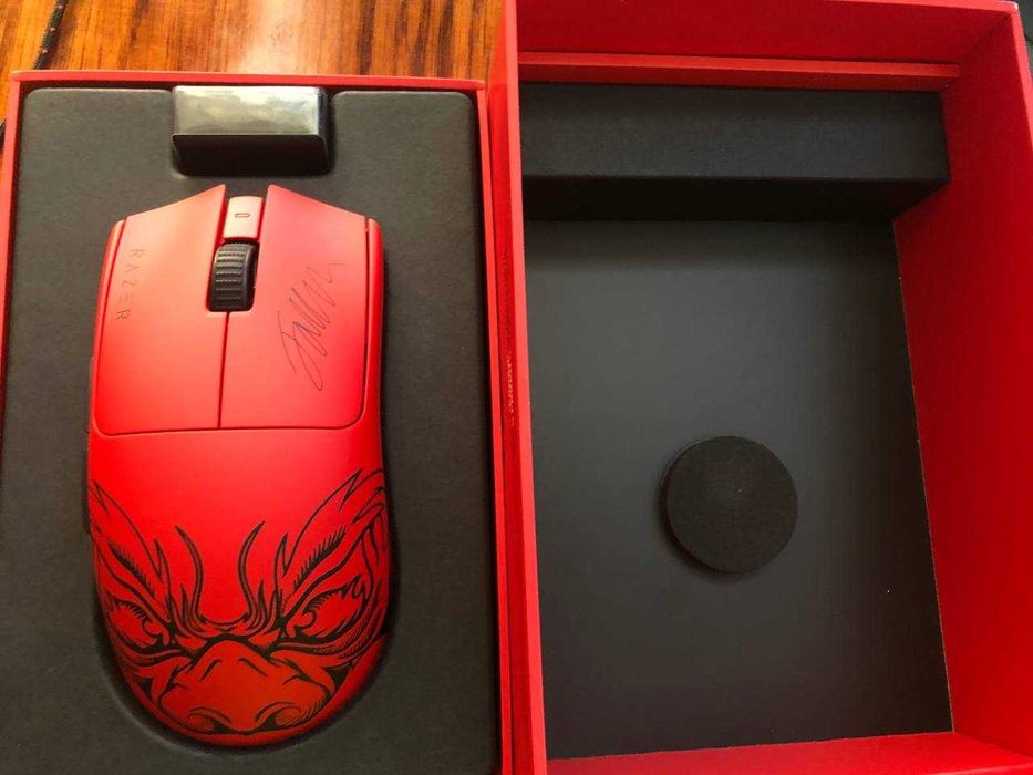 Razer Viper V3 Pro FAKER EDITION