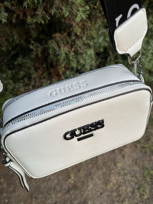Жіноча сумка Guess