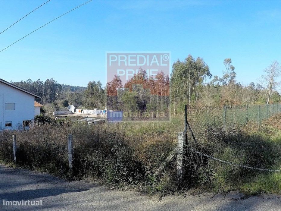 Excelente Terreno Para Construção De Moradia Muito Próximo Da Cidad... — Oliveira De Azeméis, Santiago De Riba-Ul, Ul, Macinhata Da Seixa E Madail, Aveiro