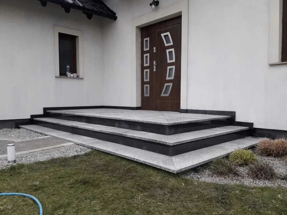 Parapety schody blaty granitowe kominki cena za m2