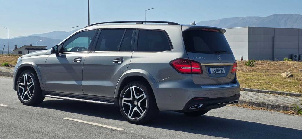 MERCEDES-BENZ GLS 350d 4MATIC AMG / Night Edition (Nacional | Full Extras | Apenas 112.000 km)