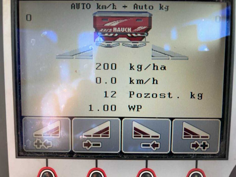 Rozsiewacz nawozów RAUCH AXIS 30.2 W Kuhn trimble 750 GPS Pierwszy wł.