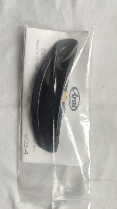 Peça capacete arai nova