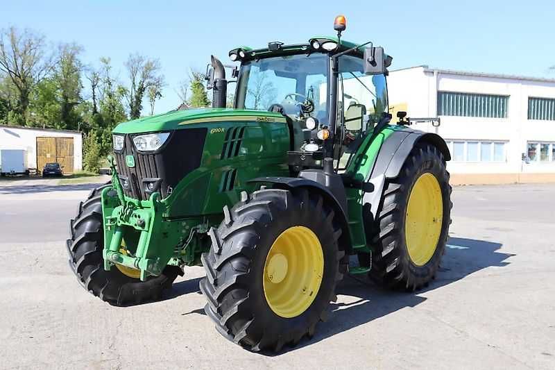 John Deere 6190R