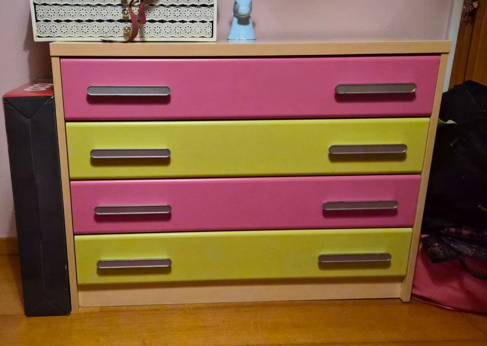 Quarto de menina inteiro