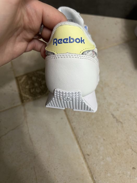 Жіночі кросівки Reebok Classic AZ Princess
