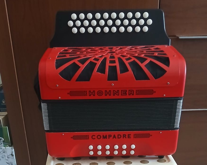 Acordeões HOHNER