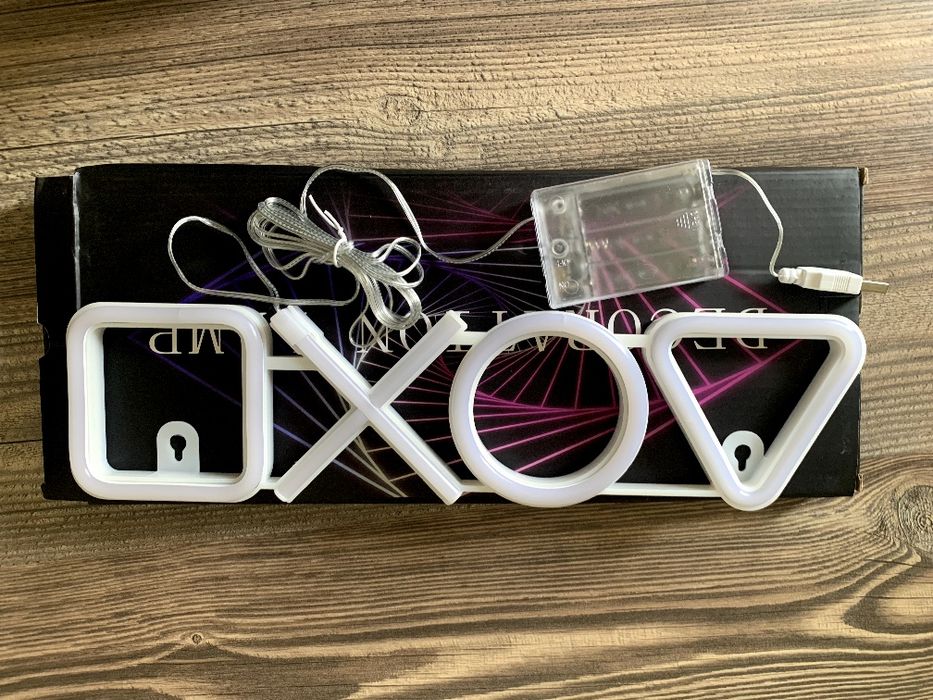 Неоновая вывеска  ps2,ps3,ps4,ps5,очень яркая