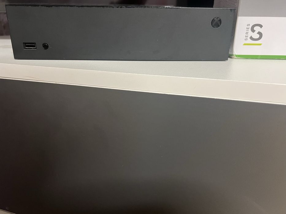 XBOX series S джостики в комплекте