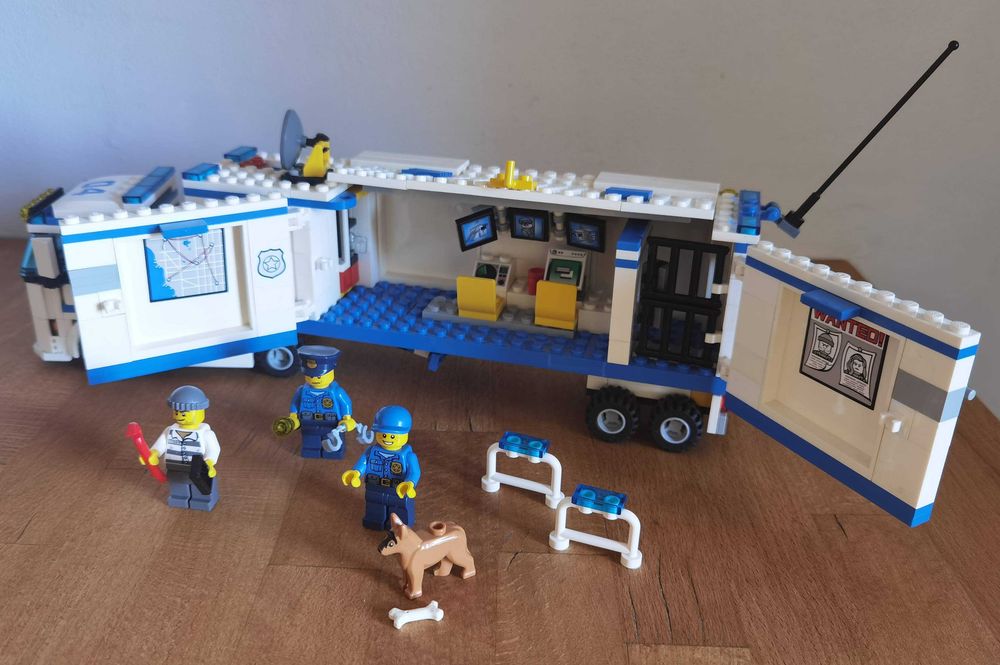 zestawy Lego 7286, 60048, 60044