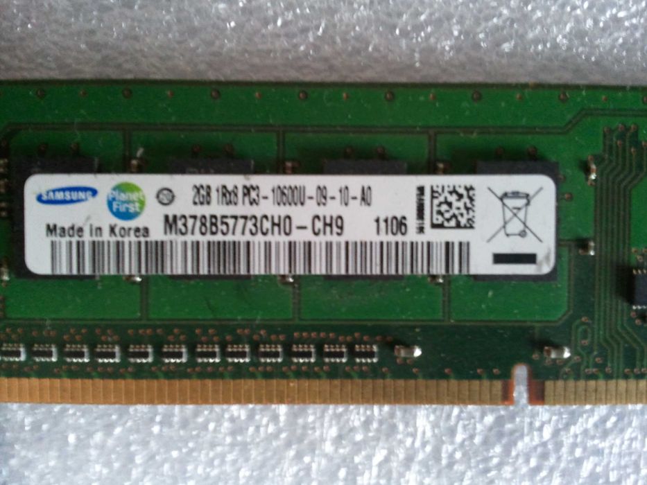 Модуль памяти Samsung 2GB 1rx8 pc3-10600u-09-10-a0(Обмен)
