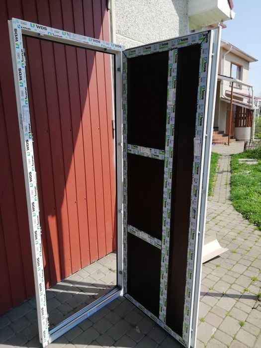 Двері та вікна металопластикові