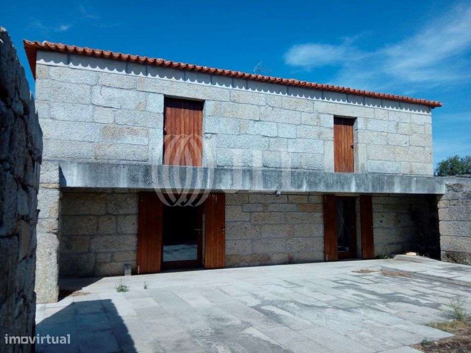Quinta com vinha em Possacos, Vila Real