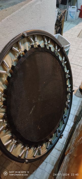 trampolim bom estado