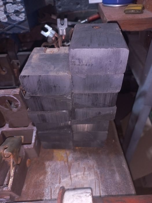 Щеткодержатели для электродвигателей ДЭ816, ДЭ812