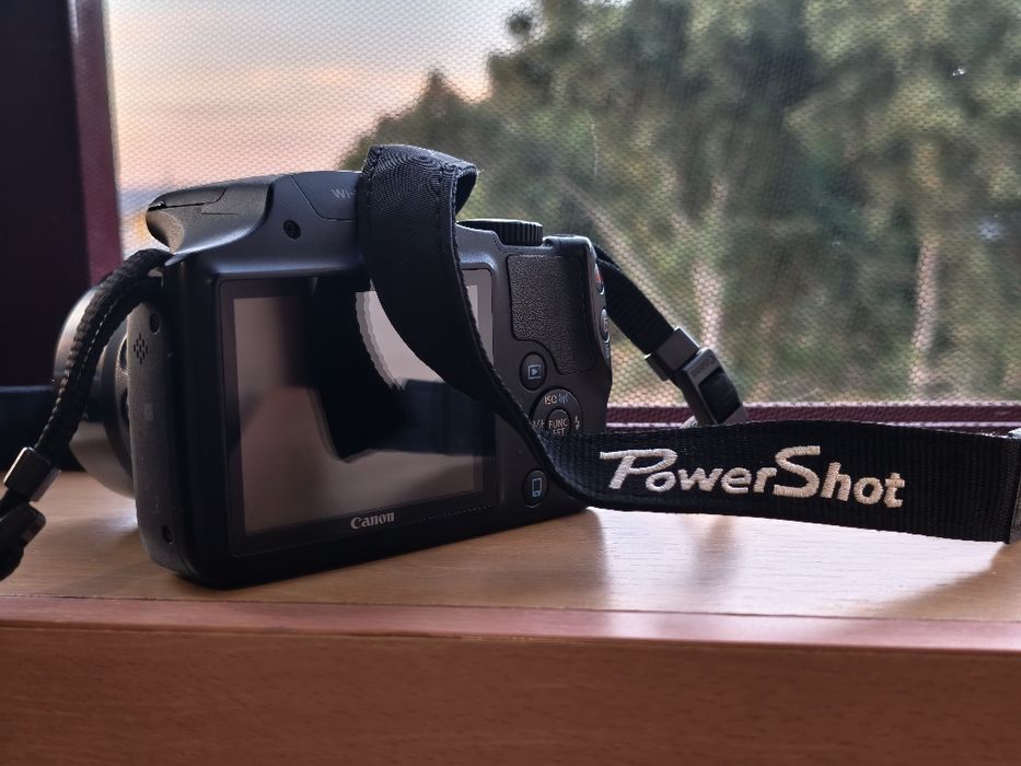Máquina Fotográfica Canon PowerShot SX530 HS – Zoom Óptico 50x, Wi-Fi e NFC