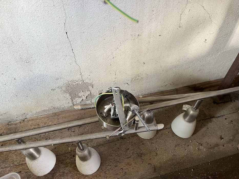 Продам світильники  бра