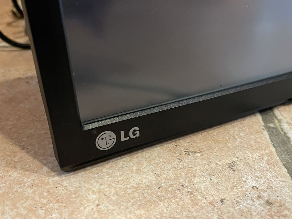 Vendo Monitor Tátil LG