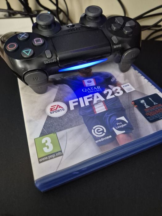 PS4 Slim 500GB + jogo FIFA 23 ótimo estado