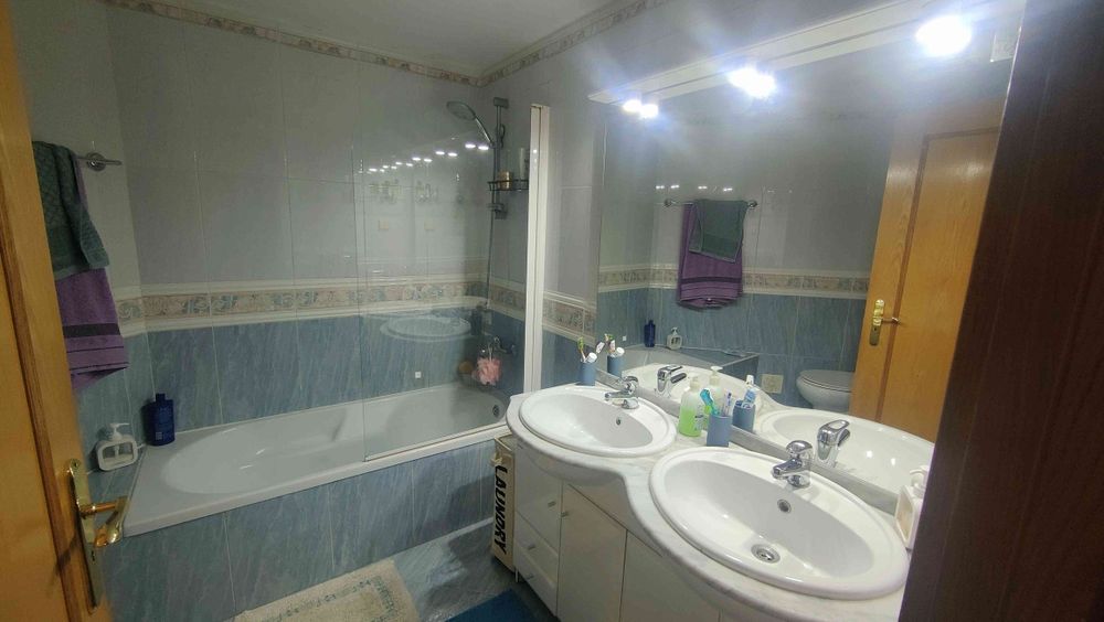 Alugo quarto em Jardim da Radial