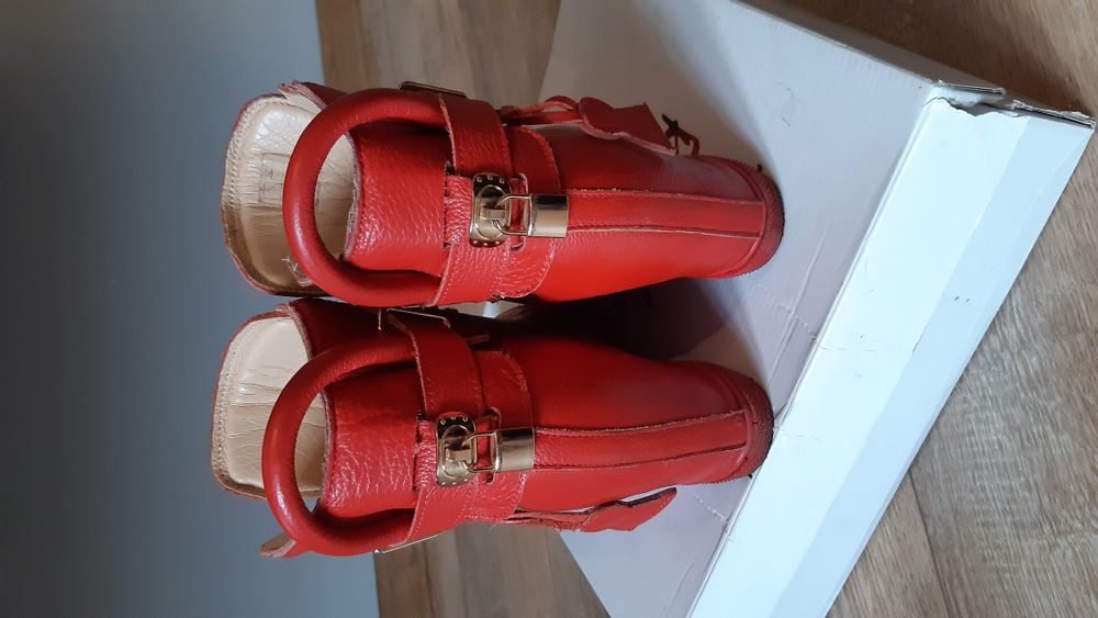 Skórzane Sneakersy buty adidasy na konturnie R. Polański rozm 39 eobuw