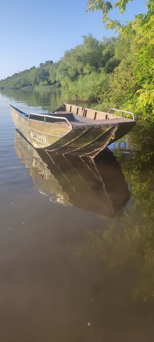 Продам лодку Ока 4