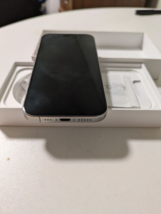 Apple iPhone 15 Pro 128GB Natural Titanium (MTUX3)