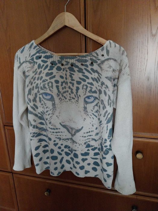 Camisola oversize, onça pintada, felinos, em muito bom estado