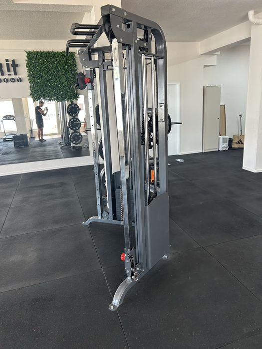 Máquina de Cabos Ajustável - Titanium Strength