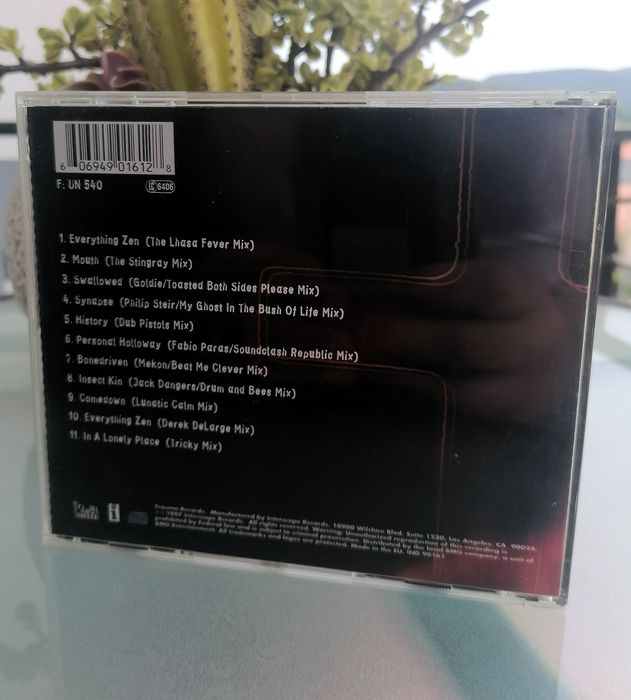 Cd BUSH - Deconstructed