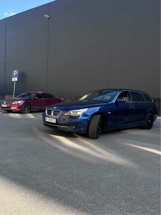 Продам BMW E61.