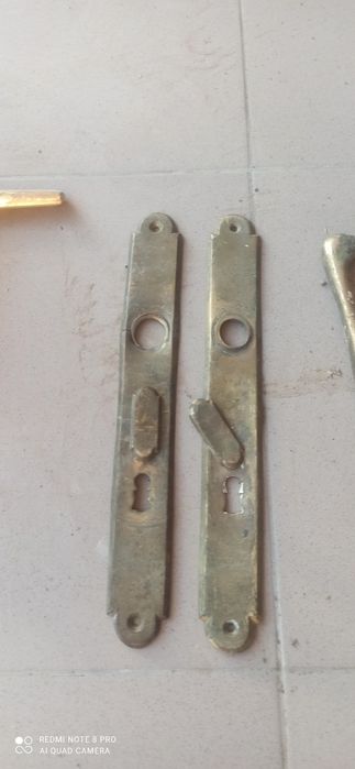 Ручки бронзові.для вікон,і дверей.