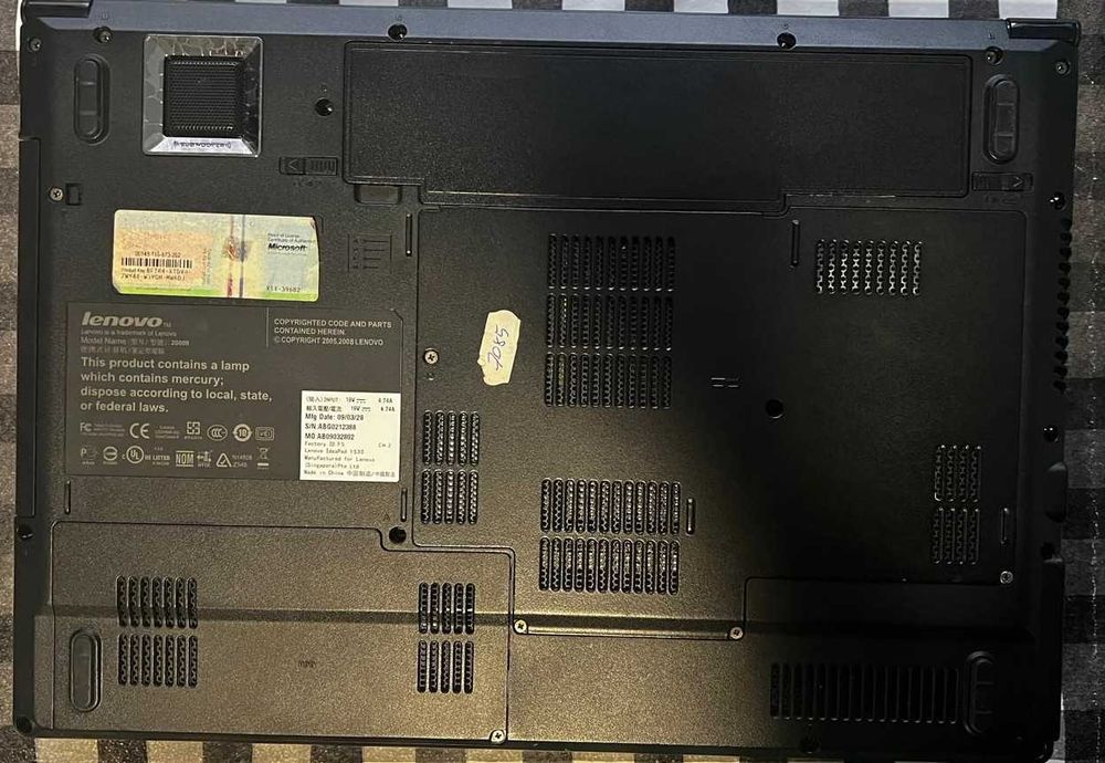 1_Komputer/Laptop LENOVO IdeaPad Y530
