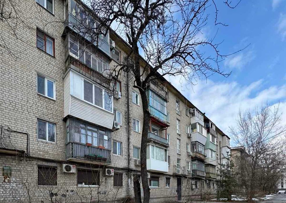 Продам 3 кім.кв. на пр.Слобожанський