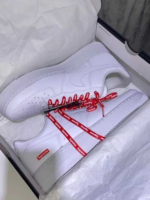 Nike Air Force 1 Low Supreme White R.38