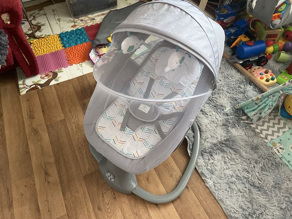 Продам заколисуючий центр Mastela