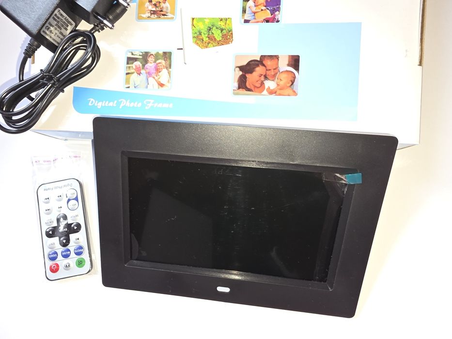 Nowa cyfrowa ramka na zdjecia