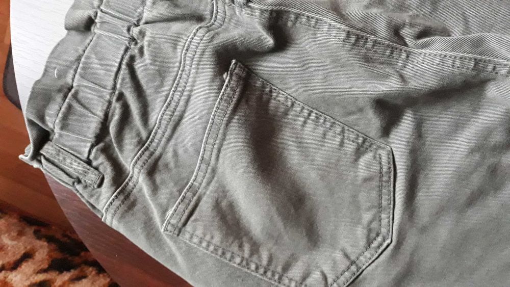 Sprzedam spodnie damskie jeansy