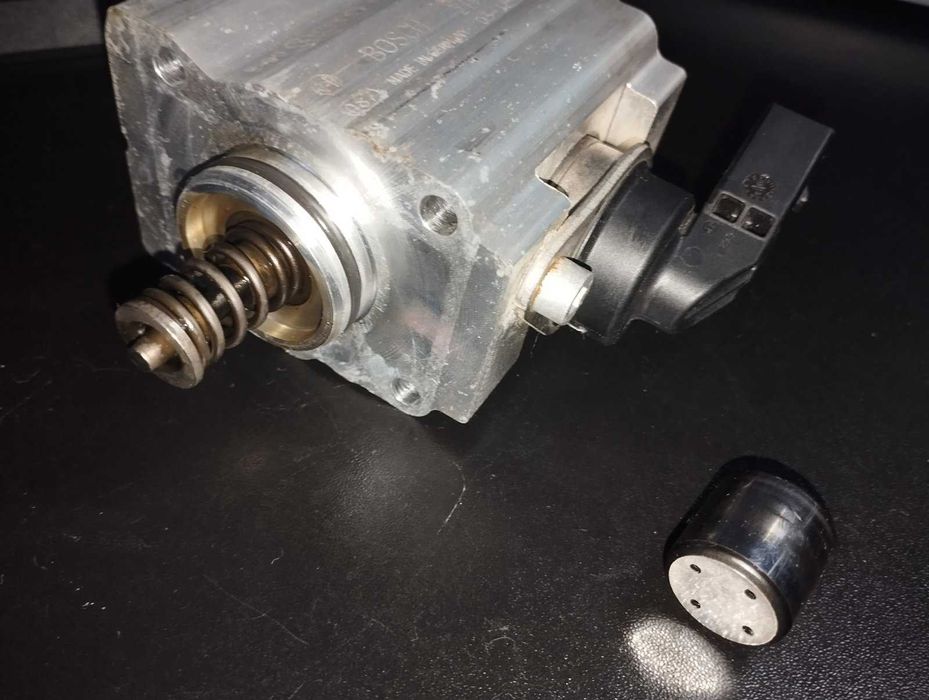 ТНВД + толкатель 03C127025L + 03C109309C VW Audi BAG BKG AXU 1.4 1.6 FSI