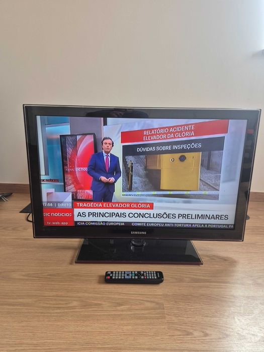 TV LCD Samsung 37" (LE37C550)