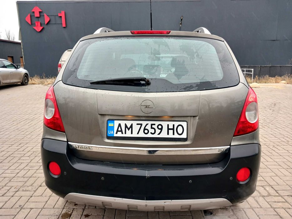 Продаю Opel Antara