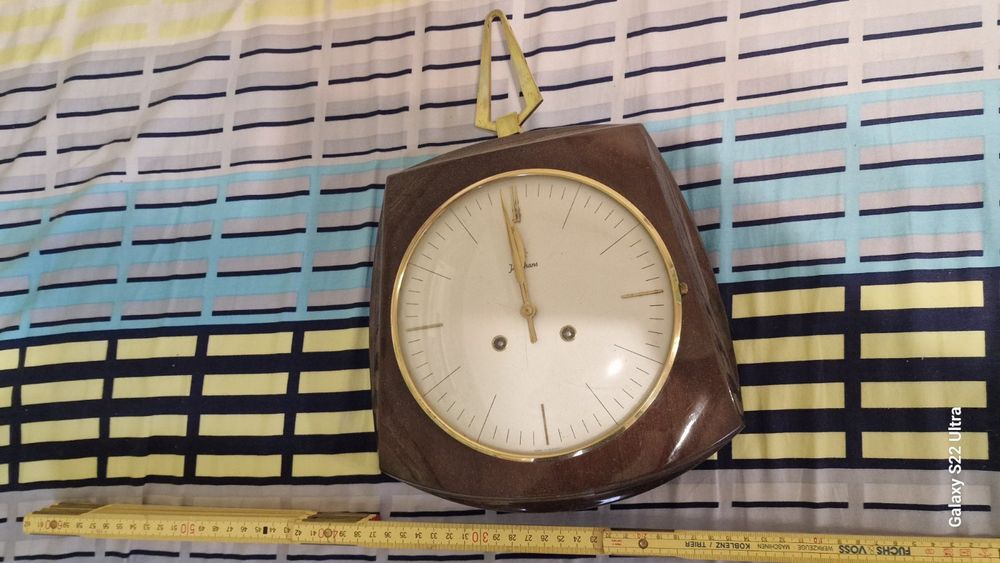 Часы яхтенные годинник