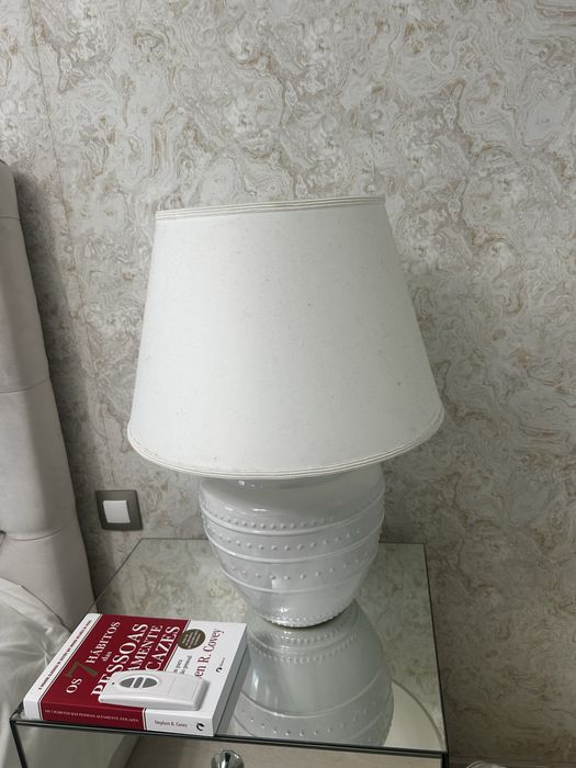 2 Candeeiros de Mesa