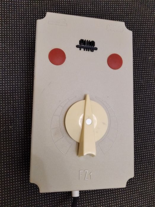 Блок питания железной дороги Carrera.