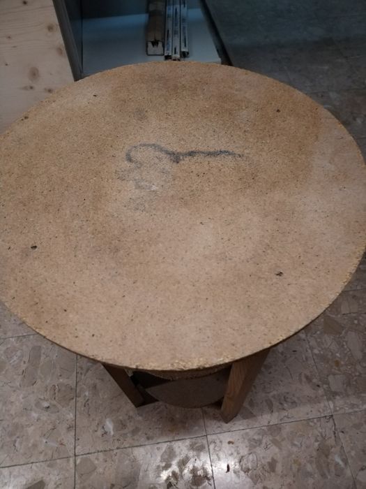 Camila pequena de madeira " aparite"com duas prateleiras